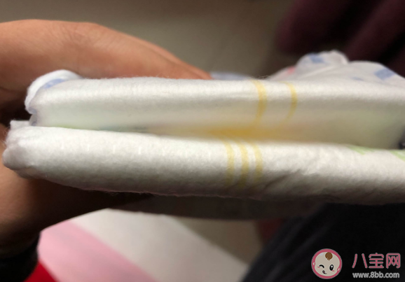 潤婭嬰兒紙尿褲穿了起不起坨 潤婭嬰兒紙尿褲花王紙尿褲對比 潤婭嬰兒紙尿褲穿了起不起坨 潤婭嬰兒紙尿褲花王紙尿褲對比