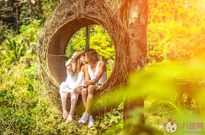 戀愛中失去自我有什么表現(xiàn) 談戀愛容易失去自我怎么辦