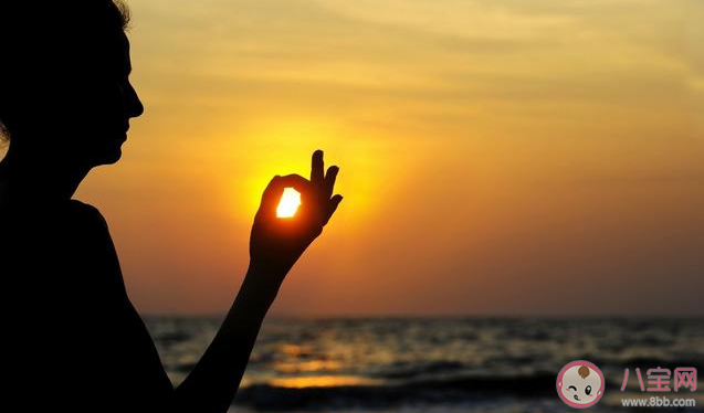 突然成熟的朋友圈說說 突然覺得成熟的朋友圈句子