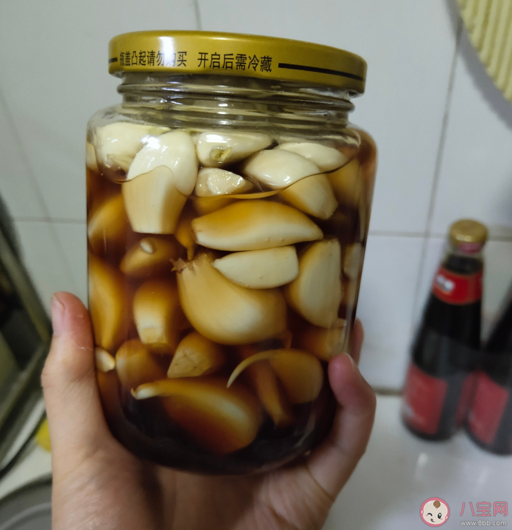臘八蒜怎么做一天就變綠 臘八蒜腌幾天最好吃2020