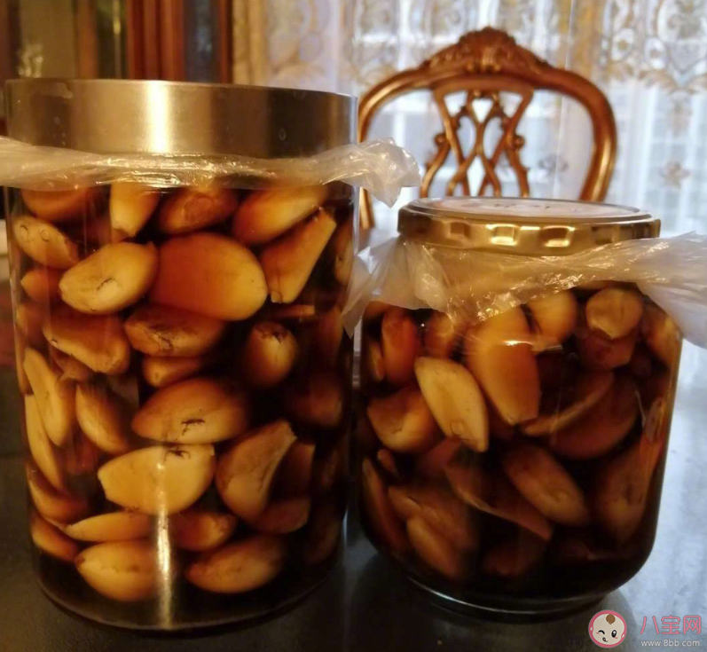 臘八蒜怎么做一天就變綠 臘八蒜腌幾天最好吃2020