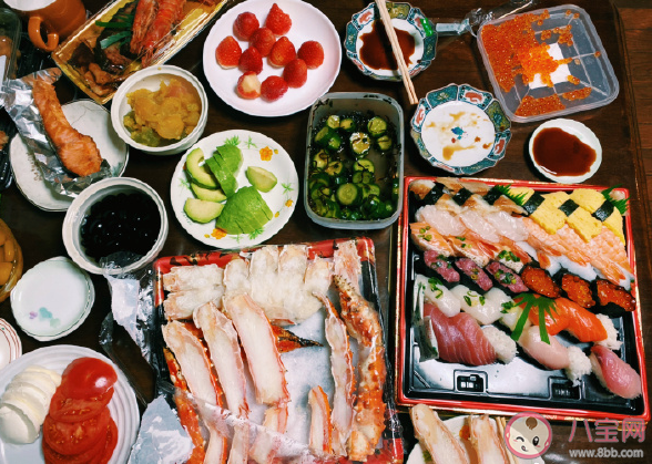 2020曬年夜飯適合發的朋友圈說說 和家人吃年夜飯曬朋友圈怎么發