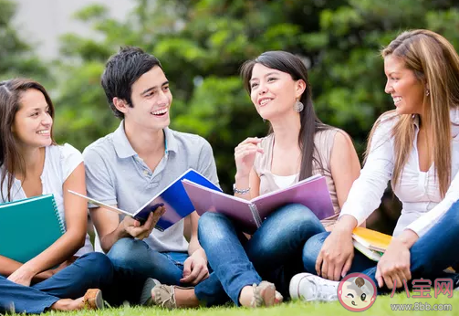 天生不善交際要變得合群嗎 不善交際怎么辦