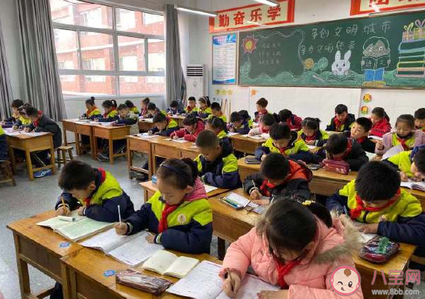 孩子期末考試家長(zhǎng)鼓勵(lì)語(yǔ)大全 家長(zhǎng)鼓勵(lì)孩子期末考試話語(yǔ)