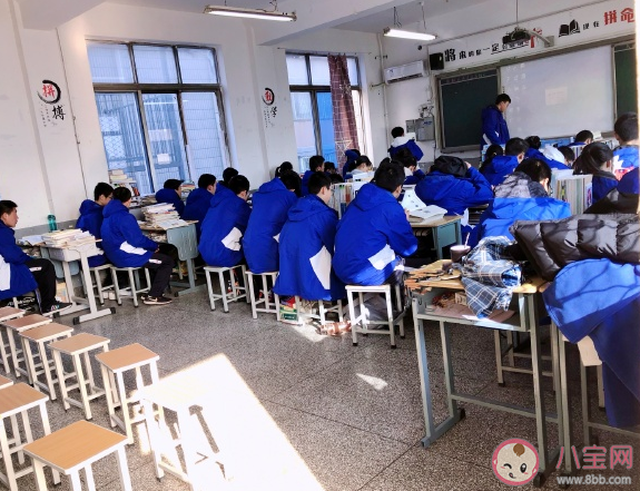 孩子期末考試家長(zhǎng)鼓勵(lì)語(yǔ)大全 家長(zhǎng)鼓勵(lì)孩子期末考試話語(yǔ)