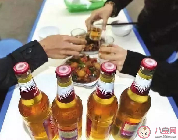 喝酒后可以洗頭發(fā)嗎 喝酒后洗頭發(fā)會怎么樣