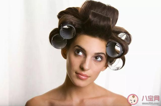 發(fā)際線高的女生有什么煩惱 導致發(fā)際線變高的原因