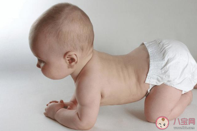 寶寶站的早會導致腿變彎嗎 寶寶過早學站立的危害