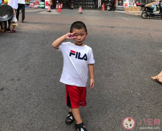 孩子考第一名發朋友圈說說 表揚孩子第一名朋友圈鼓勵話語