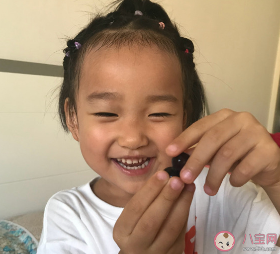 孩子考第一名發朋友圈說說 表揚孩子第一名朋友圈鼓勵話語