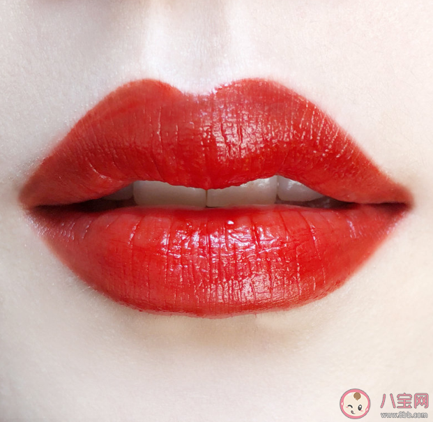 蘭蔻196跟阿瑪尼405是不是很接近 蘭蔻196跟阿瑪尼405色號對比