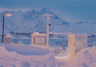 假如你的前任突然抱住你會有什么感受 你會和前任做朋友嗎