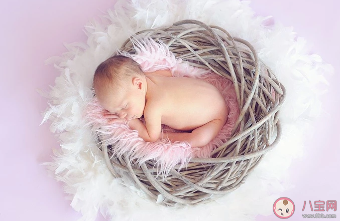 鼠年生寶寶怎么發朋友圈2020 鼠年生寶寶報喜朋友圈創意文案句子