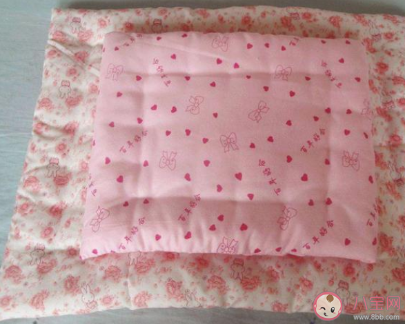 新生兒為什么要用隔尿墊 新生兒用隔尿墊有什么好處