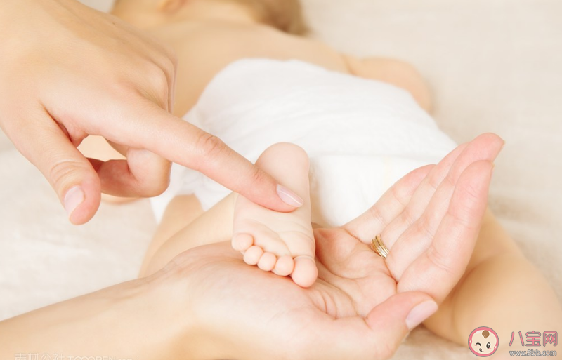 春運回家怎么穩(wěn)定孩子的情緒 春節(jié)哄娃方法分享2020 春運回家怎么穩(wěn)定孩子的情緒 春節(jié)哄娃方法分享2020