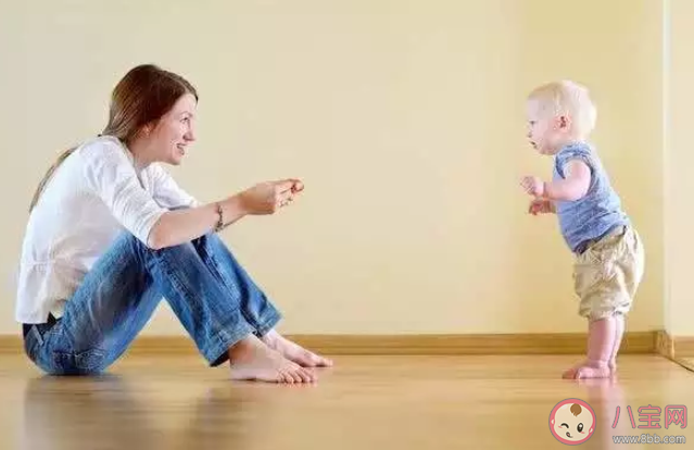 寶寶不能出門玩什么游戲好 在家親子游戲大全