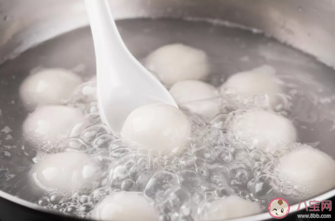 湯圓是冷水煮還是熱水煮 元宵節(jié)吃湯圓怎么煮好吃
