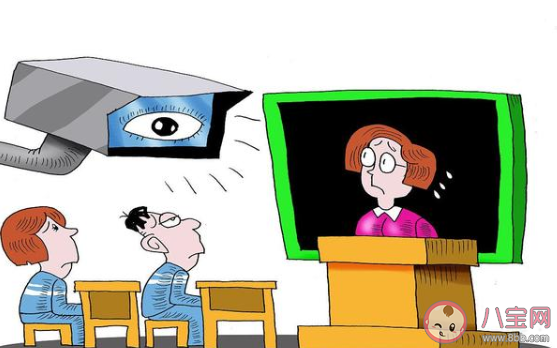 上網(wǎng)課時(shí)的尷尬瞬間 上網(wǎng)課有哪些尷尬的事 上網(wǎng)課時(shí)的尷尬瞬間 上網(wǎng)課有哪些尷尬的事