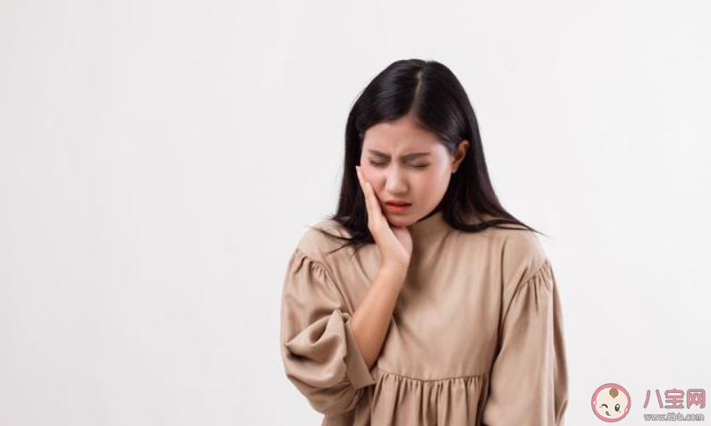 牙疼不適合吃什么食物 什么食物可以治牙疼