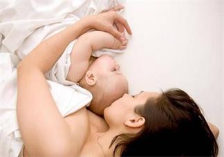 寶寶玩累了就會想睡覺了嗎 寶寶晚上不想睡覺要去玩怎么辦