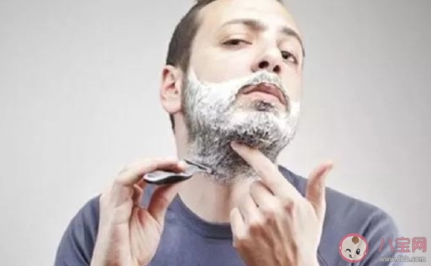 刮胡子用電動還是手動好 多大年齡適合刮胡子