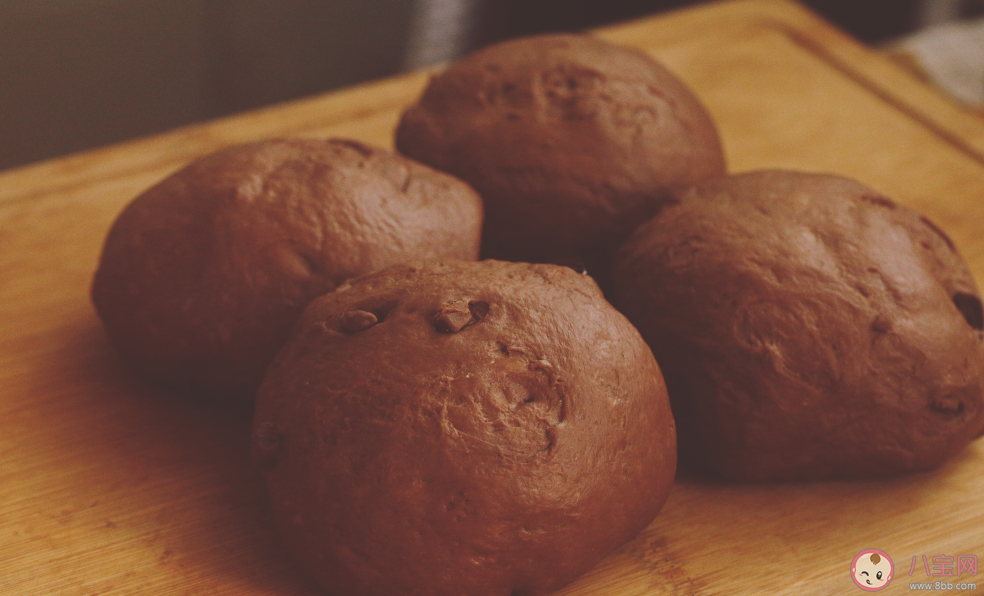 終于把孩子哄睡的說(shuō)說(shuō)心情 終于把孩子哄睡的句子朋友圈