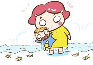 寶寶愛流口水臉上起疹子怎么辦 寶寶長口水疹怎么護理