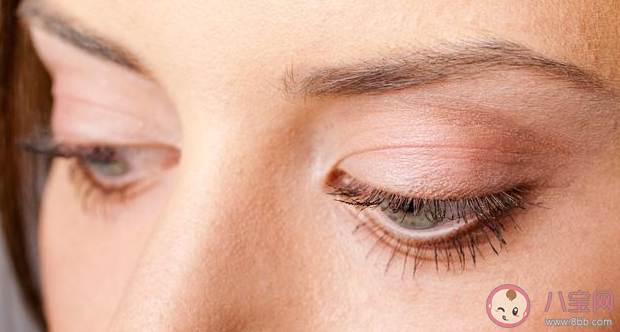 左眼跳財右眼跳災是真的嗎 眼皮跳可能是什么原因引起的