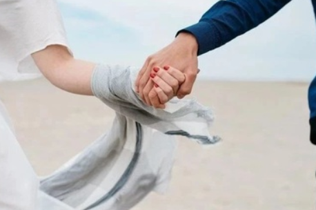 驗孕棒和早孕試紙哪個更準確 驗孕棒和早孕試紙的區別