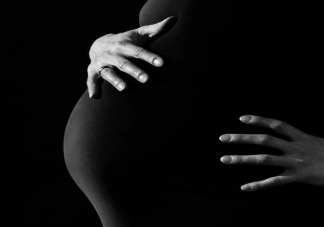 哪些孕婦容易生出唐氏兒 唐氏兒寶寶在宮內有什么特征