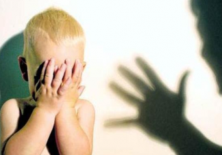 為什么父母會打孩子 孩子該打就要打有什么教育意義