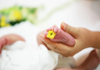 特殊時期產(chǎn)婦可以在家生孩子嗎 產(chǎn)婦生孩子來不及到醫(yī)院怎么辦