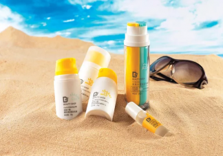 用了帶SPF值的化妝用品可以不用防曬嗎 防曬霜為什么老搓泥