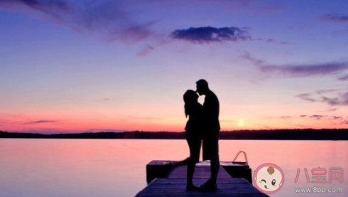 情侶之間如何保持一開始的新鮮感 情侶保持新鮮感的秘訣