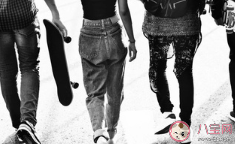 90后眼中最受尊敬的職業(yè)是什么 疫情前后90后群體價值觀念變化報告