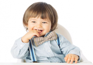 額頭的寬窄真的跟聰明有關嗎 寶寶額頭窄和什么有關