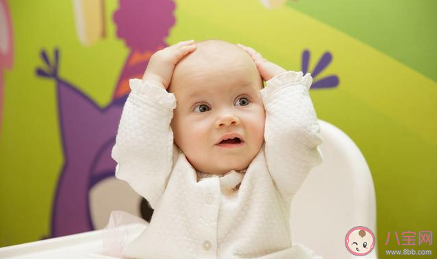 夏天給寶寶剃光頭有什么危害 如何給孩子剪一個既涼快又安全的發型