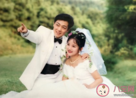 當年爸爸怎么追到媽媽的 爸爸媽媽是怎樣在一起的 當年爸爸怎么追到媽媽的 爸爸媽媽是怎樣在一起的