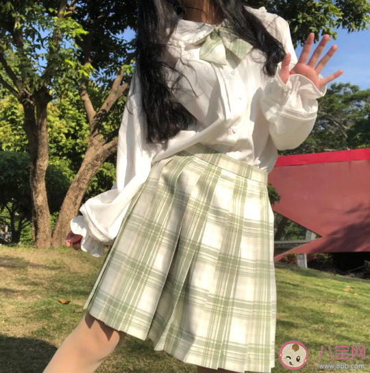 jk裙子為什么會炸褶  jk裙子炸褶的原因