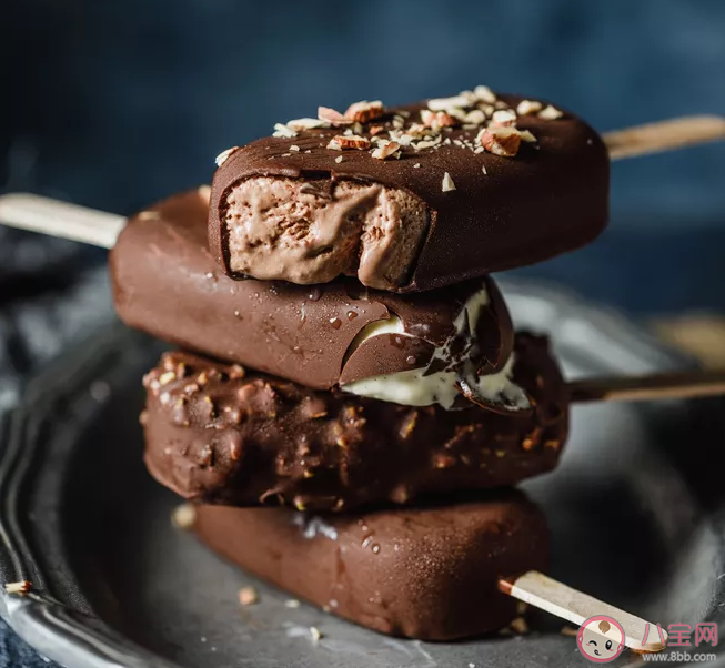 孩子吃太多冷飲有什么危害 孩子吃冷飲要注意什么