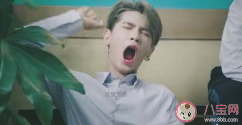 打哈欠下巴脫臼是病嗎 為什么打哈欠會掉下巴 打哈欠下巴脫臼是病嗎 為什么打哈欠會掉下巴