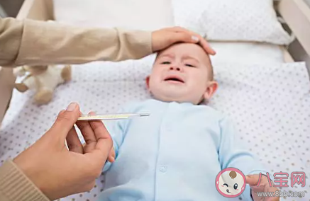 夏季孩子流鼻涕怎么回事 流鼻涕打噴嚏怎么辦