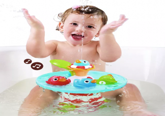 為什么寶寶喜歡玩水 如何讓寶寶開心又安全地玩水