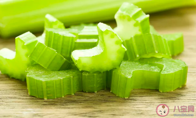 哪些原因會導(dǎo)致食欲下降 夏天食欲不振怎么調(diào)理