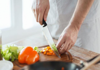 哪些原因會(huì)導(dǎo)致食欲下降 夏天食欲不振怎么調(diào)理