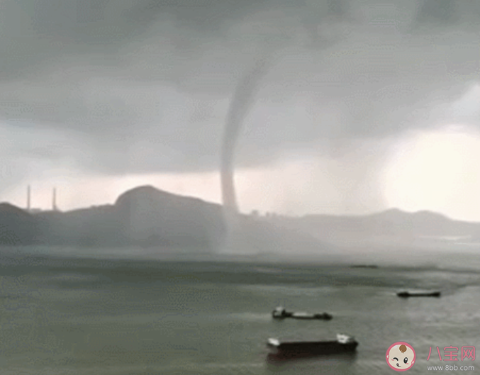 龍吸水是什么意思 龍吸水現(xiàn)象是怎么形成的