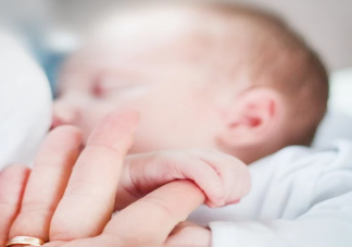 斷奶有硬塊的是怎么回事 ?斷奶后有硬塊怎么辦