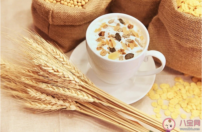 總是不吃早餐會有哪些后果 健康的早餐應(yīng)該怎么吃