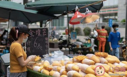 擺地攤賣什么容易賺錢 地攤在哪里擺人最多掙錢快