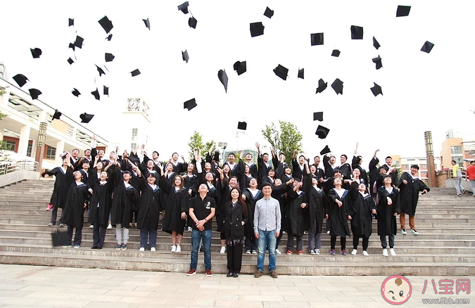 2020特別的畢業(yè)季心情說(shuō)說(shuō) 大學(xué)畢業(yè)季文案說(shuō)說(shuō)簡(jiǎn)短一句話